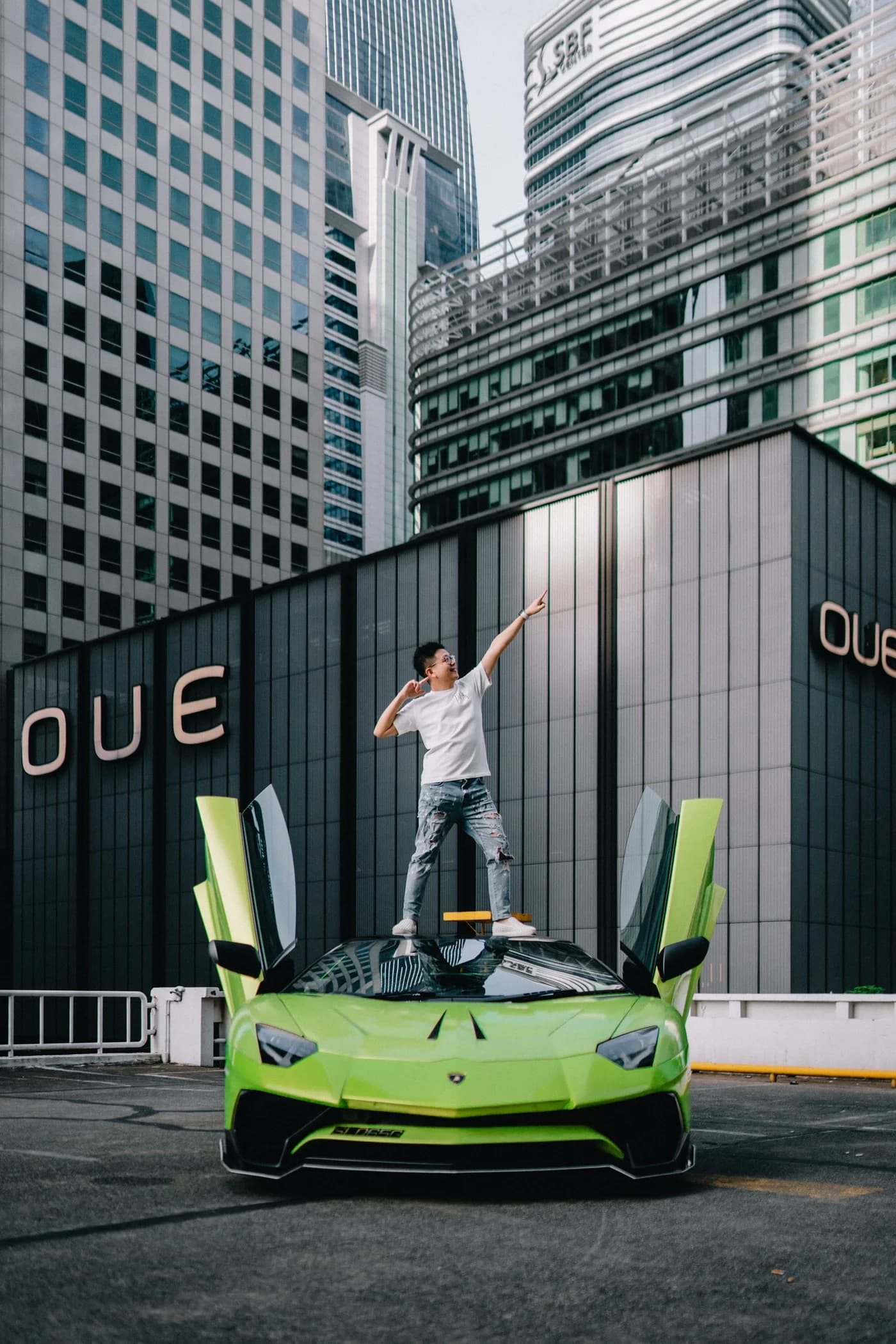 2 Lambos · 1 Porsche · the cringe receipt