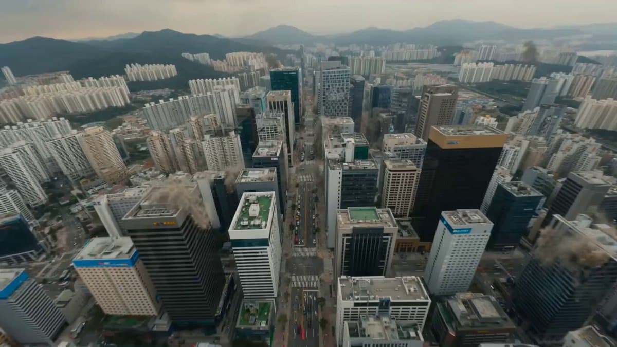 City Collapse FPV Sprint