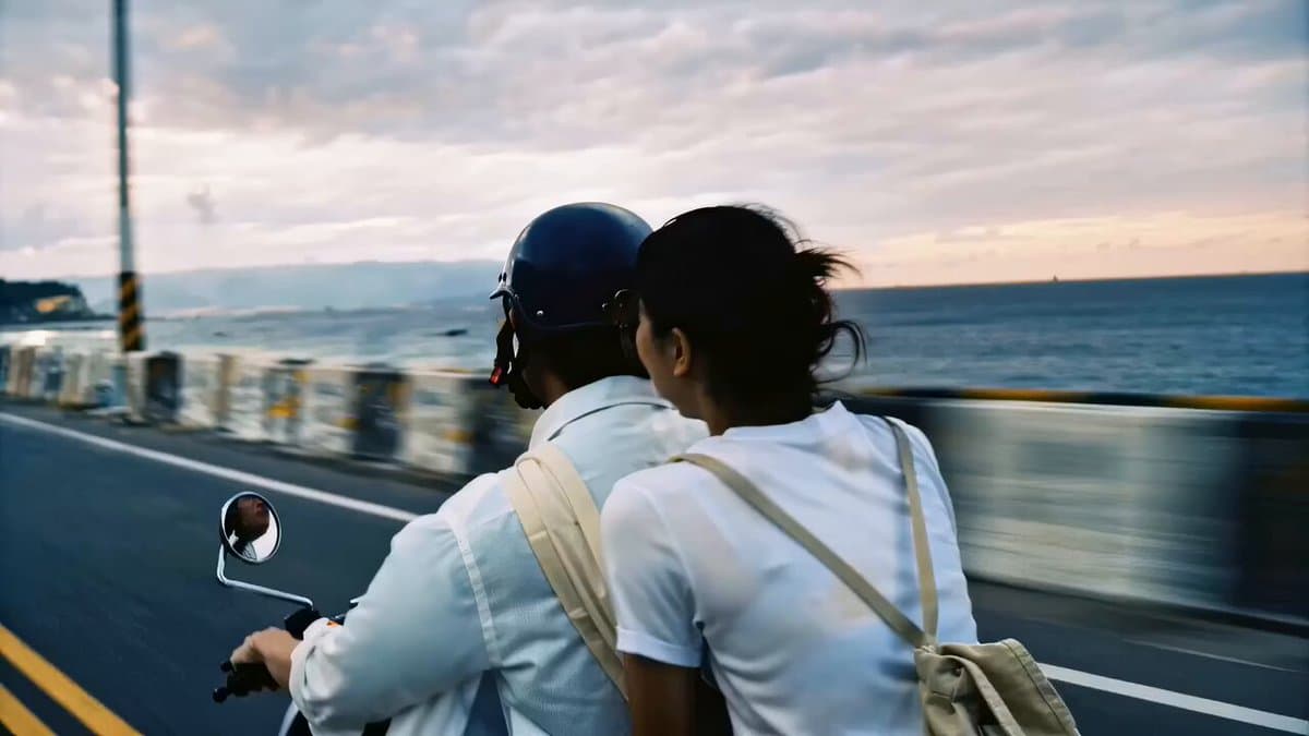 Nostalgic Taiwan Seaside Romance Film