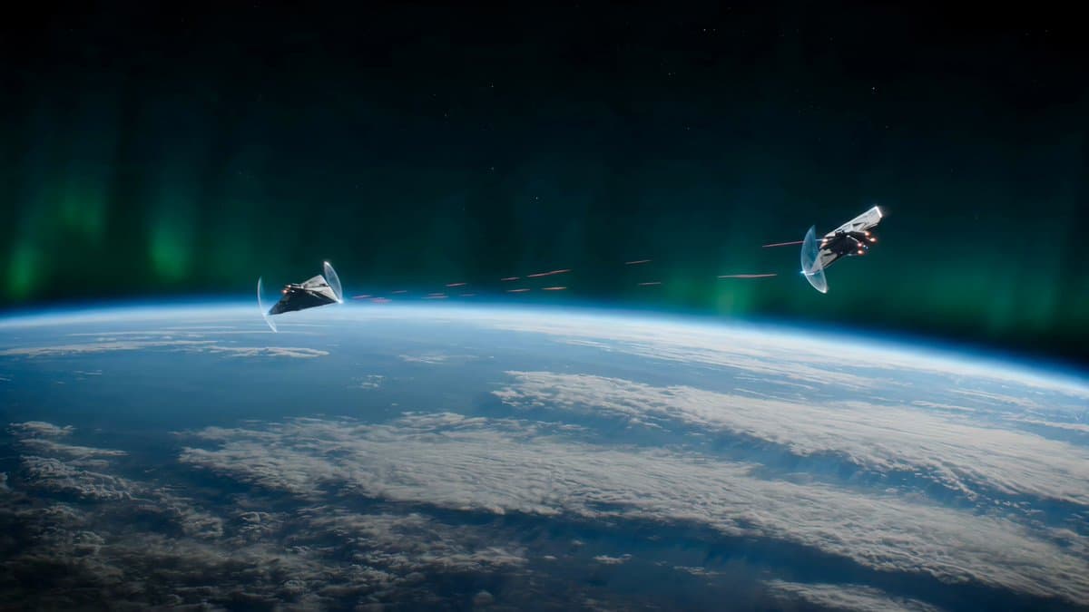 Alien Spacecraft Orbital Duel