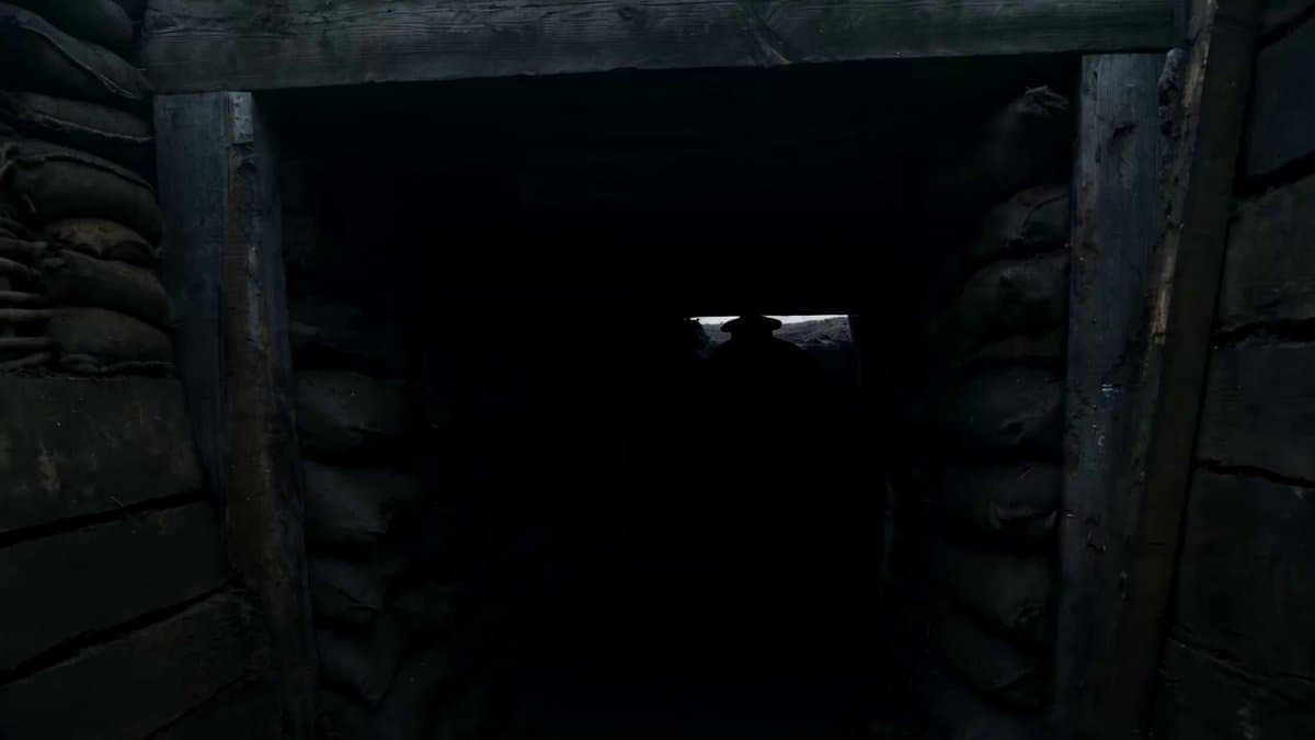 Wartime Disaster Movie Scene, One-Shot