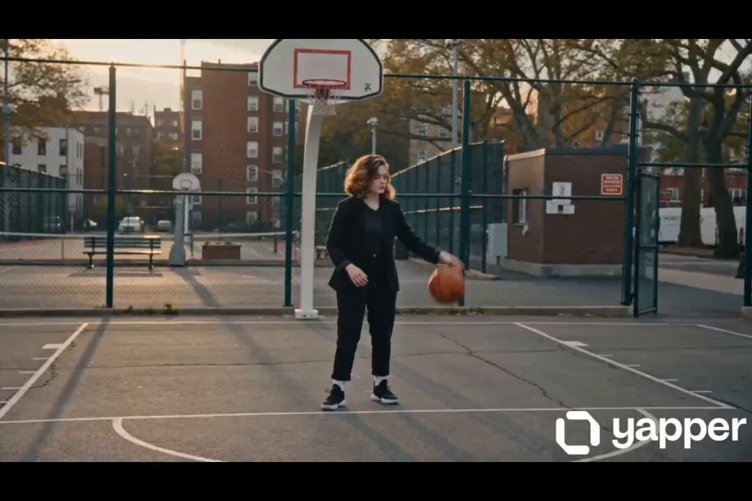 Female street basketball freestyle video