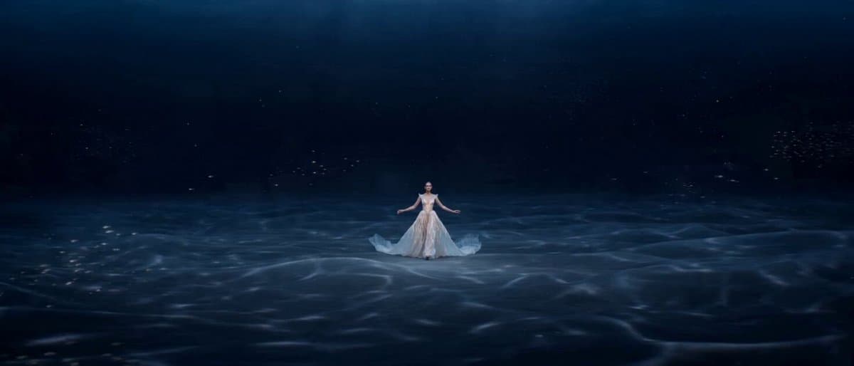 Original Ocean Fantasy Fashion Short Film Prompt for Seedance 2.0