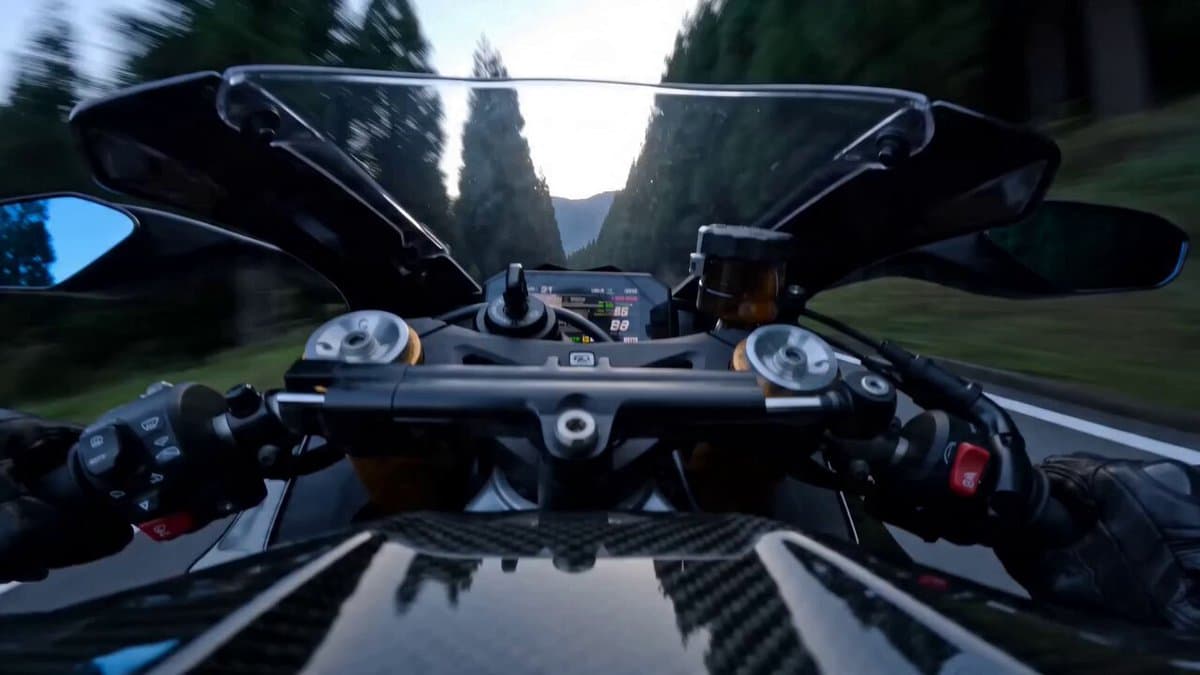 Superbike Touge Run Prompt for Seedance 2.0