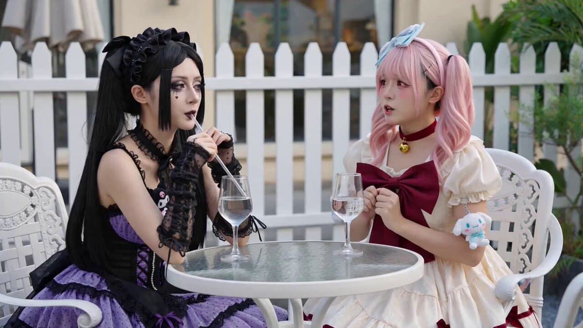 Anime Girls Interaction and Skit