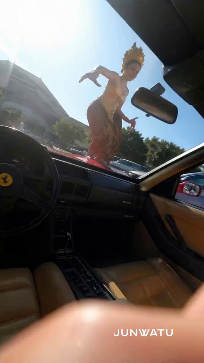 Amateur 80s footage of Ferrari dance