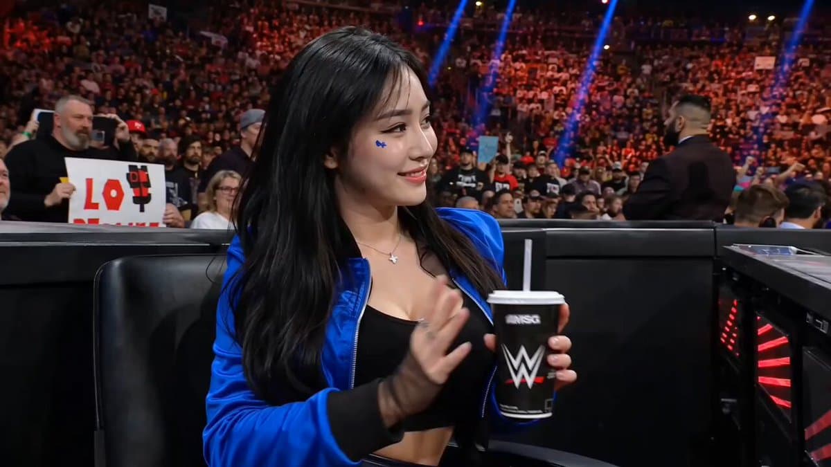 WWE Ringside Live Broadcast Simulation