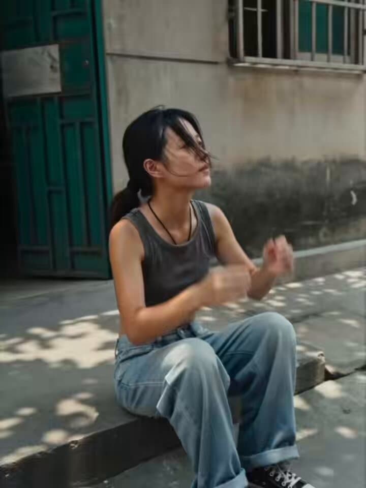 Realistic 2000s Chinese DV Vlog