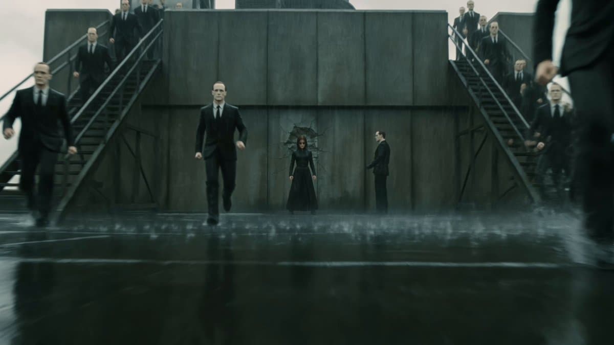 Matrix-Style Rooftop Clone Battle