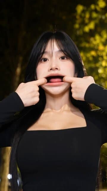 Viral Funny Elastic Face FX
