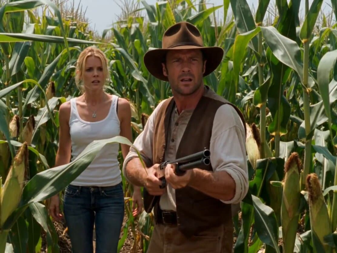 Alien Cornfield Ambush Horror