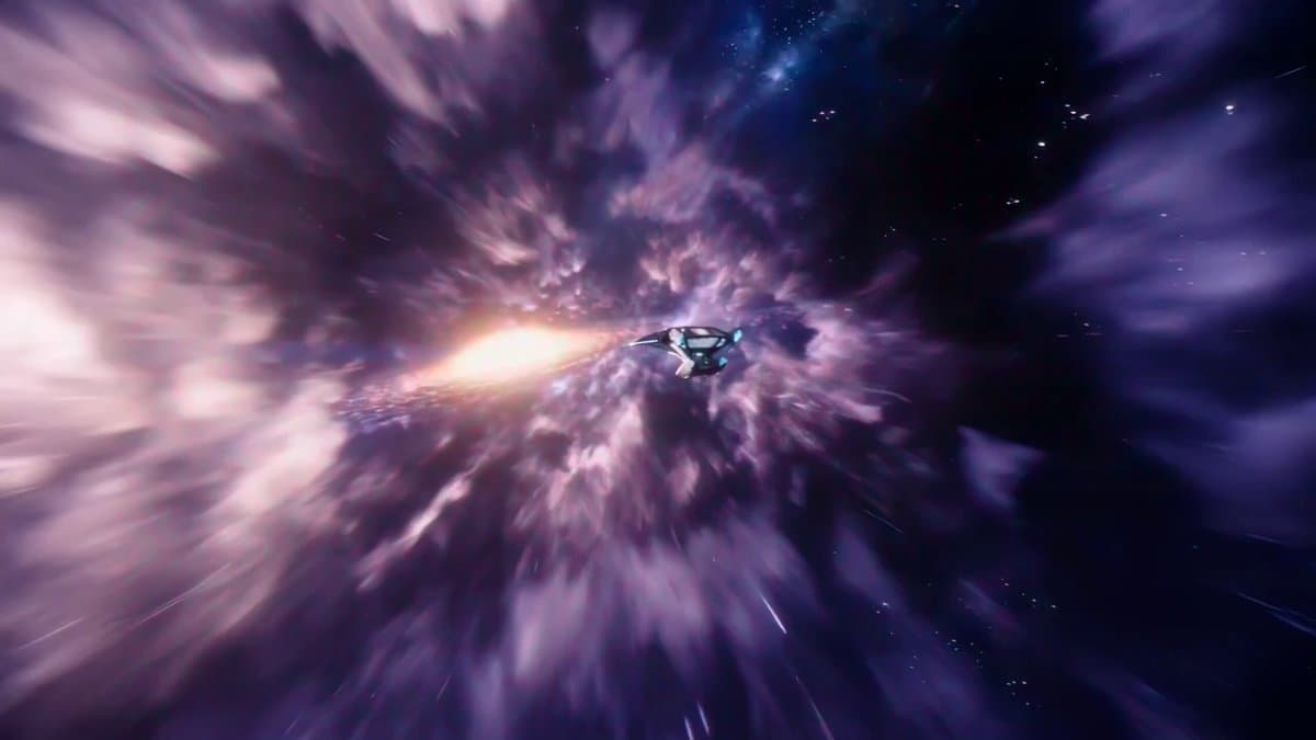 Interstellar Star-Cruiser Chase and Zero-Gravity Interior Scene