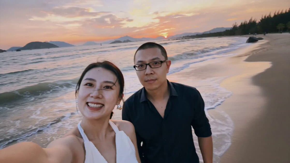 Nostalgic Sanya Romance Movie Montage